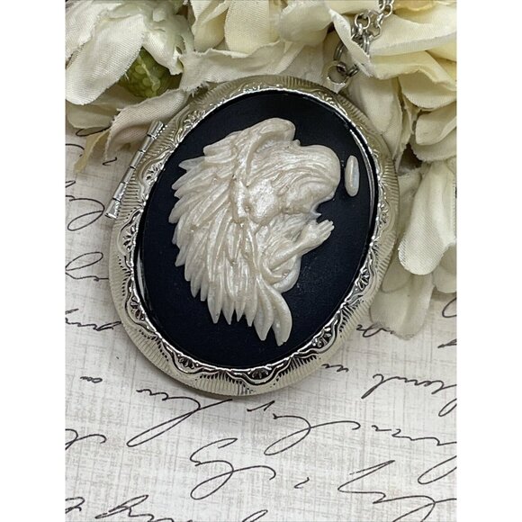 Slvr Locket Setting Praying Angel Angels Mother’s Cameo Mom Daughter Gift Easter - Picture 1 of 11
